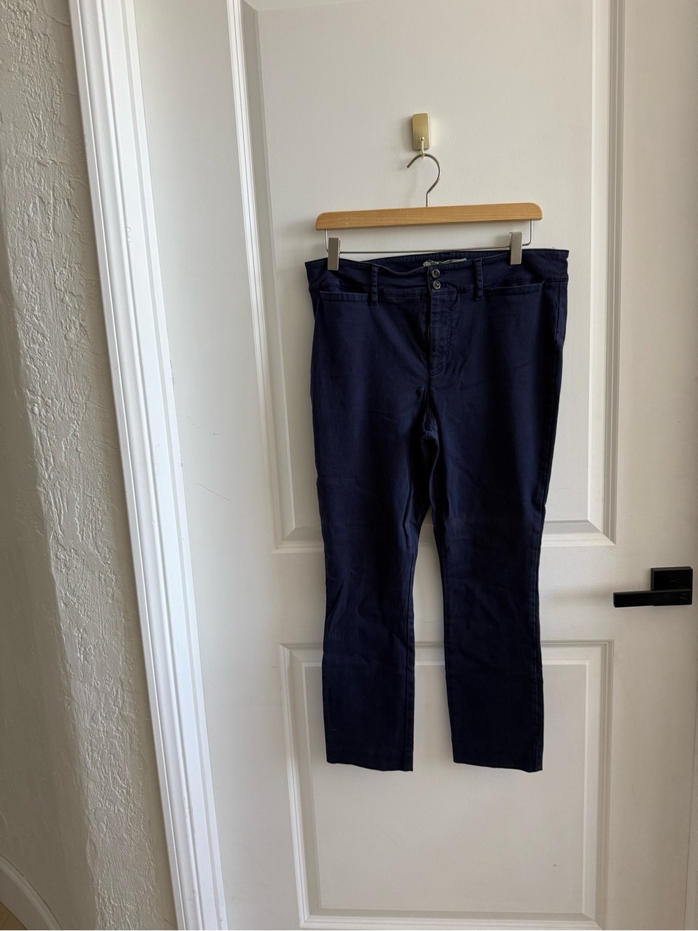 Anthropologie Straight-Leg Jeans in Navy
